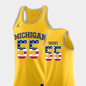 Yellow Eli Brooks Michigan Jersey College Basketball Men's #55 USA Flag 868666-971